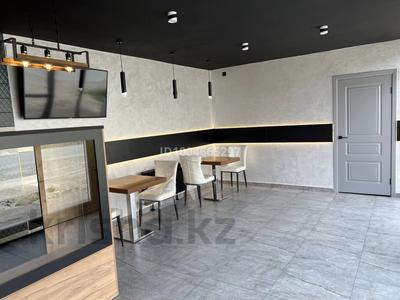 Свободное назначение, магазины и бутики, общепит, салоны красоты, медцентры и аптеки · 70 м² за 24 млн 〒 в Атырау, мкр Жеруйык