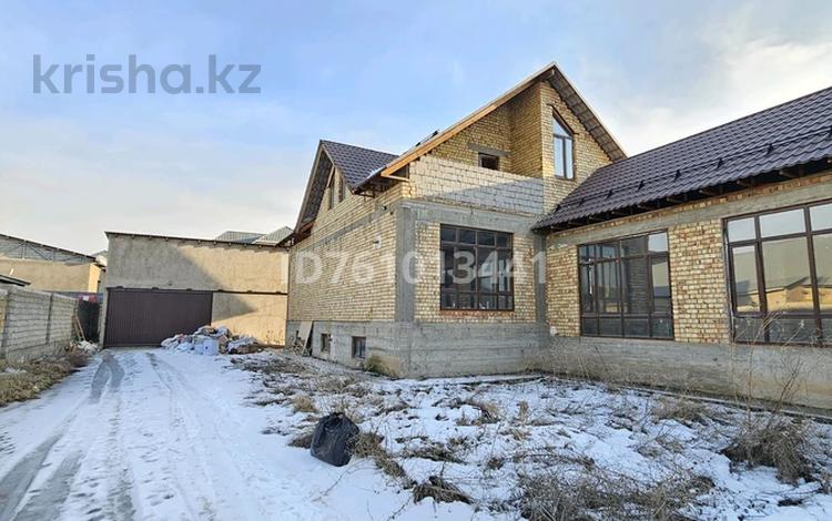 Отдельный дом · 6 комнат · 280 м² · 8 сот., Сардар 17 за 68 млн ₸ в Шымкенте — фото 2
