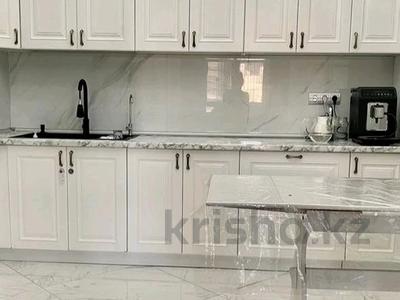 Аренда квартир в Алматы: 3-комнатная квартира · 160 м² · 5/11 этаж, мкр Самал-3, Хаджи Мукана 49 — Мендикулова за 900 000 〒 3-комнатная квартира · 160 м² · 5/11 этаж, мкр Самал-3, Хаджи Мукана 49 — Мендикулова за 900 000 〒 в Алматы, Медеуский р-н