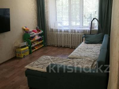 2-комнатная квартира · 44.2 м² · 1/5 этаж, Камзина 10 за 17.6 млн ₸ в Павлодаре