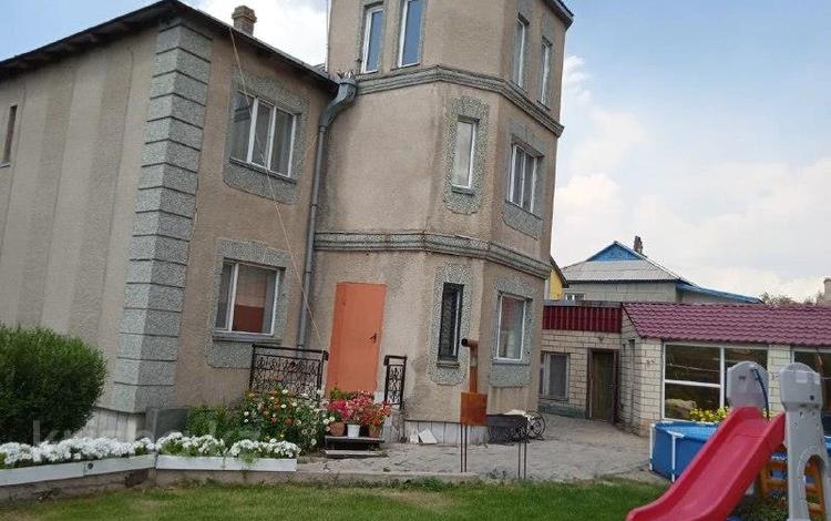 Отдельный дом · 9 комнат · 650 м² · 18 сот., Майкудук, Кишкентаева 9 за 69 млн 〒 в Караганде, Алихана Бокейханова р-н — фото 26