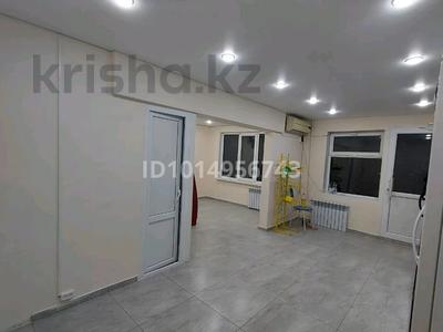 Дүкендер мен бутиктер · 32.7 м², бағасы: 18.5 млн ₸ в Уральске
