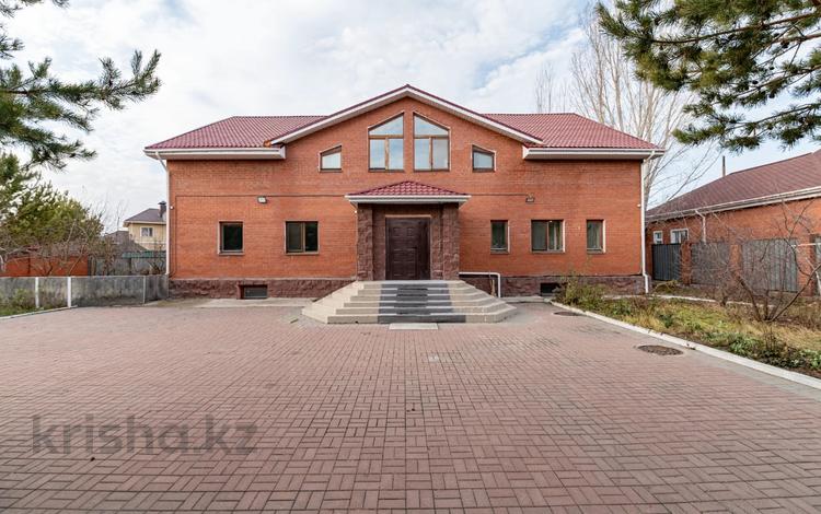 Отдельный дом • 7 комнат • 553.6 м² • 15 сот., Vip-горолок 41 за 245 млн 〒 в Астане, Алматы р-н — фото 7