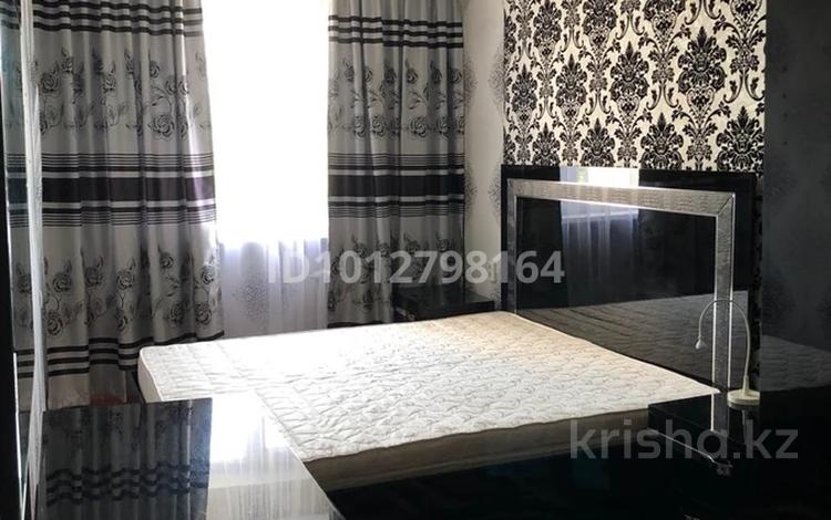 4-бөлмелі пәтер · 75 м² · 4/5 қабат, 12-й микрорайон, 12-й микрорайон 30, бағасы: 28 млн ₸ в Шымкенте, Енбекшинский р-н — фото 2