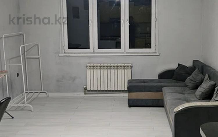 2-комнатная квартира · 50 м² · 6/12 этаж, мкр Жетысу-3 55 за 250 000 ₸ в Алматы, Ауэзовский р-н — фото 2