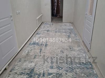 Отдельный дом · 4 комнаты · 180 м² · 6 сот., мкр. Алмагуль, Амандосова 41 за 25 млн ₸ в Атырау