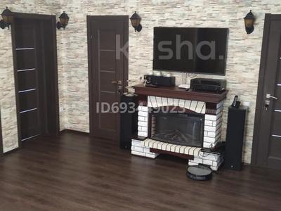 Отдельный дом · 4 комнаты · 150 м² · 6 сот., Ползунова за 35.9 млн 〒 в Рудном