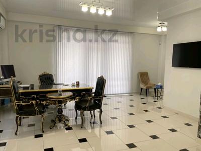 Отдельный дом · 8 комнат · 365 м², Бегалина за 4.2 млн 〒 в Алматы, Медеуский р-н