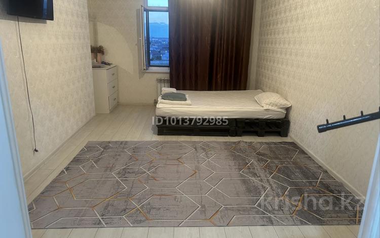 1-бөлмелі пәтер · 48 м² · 8/9 қабат, Байдибек би 5, бағасы: 13 000 ₸ в Шымкенте — фото 2