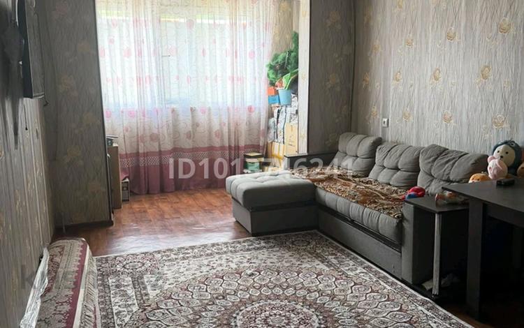 2-комнатная квартира · 54 м² · 3/5 этаж, 8-й микрорайон 3 за 150 000 ₸ в Шымкенте, Туран р-н — фото 2