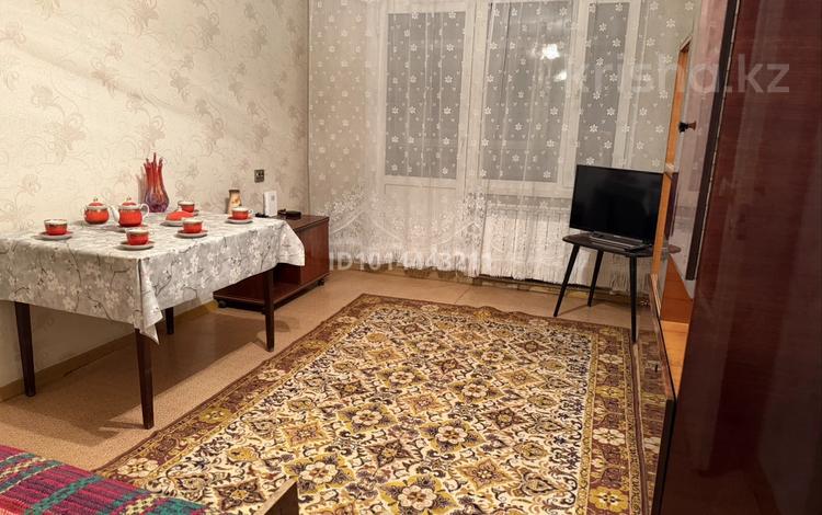 2-комнатная квартира · 45 м² · 4/5 этаж, мкр Айнабулак-1 10 за 200 000 ₸ в Алматы, Жетысуский р-н — фото 2