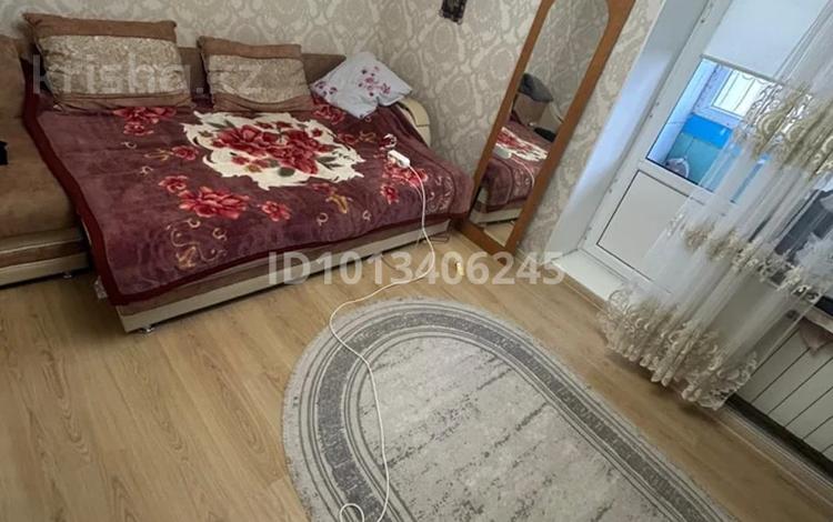 3-комнатная квартира · 64 м² · 9/9 этаж, мкр Юго-Восток, Карбышева 5 — Остановка университетская.через дорогу каргу общежитие за 200 000 ₸ в Караганде, Казыбек би р-н — фото 2