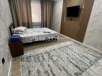 2-комнатная квартира · 46 м² · 1/5 этаж, 1 мкр 10 — Бокс сарай и Женыс парк за 14 000 ₸ в Таразе