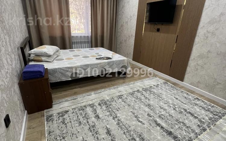 2-комнатная квартира · 46 м² · 1/5 этаж, 1 мкр 10 — Бокс сарай и Женыс парк за 14 000 ₸ в Таразе — фото 7