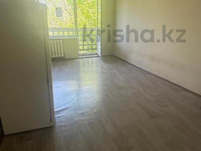 3-бөлмелі пәтер · 56 м² · 4/4 қабат, уалиханова 30, бағасы: 35.5 млн ₸ в Алматы, Алмалинский р-н