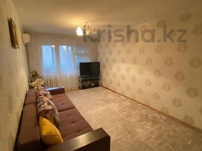 2-комнатная квартира, 45 м², 2/5 этаж, Чокана Валиханова — 11 мкр, Мечта ТЦ за 17 млн 〒 в Шымкенте, Енбекшинский р-н