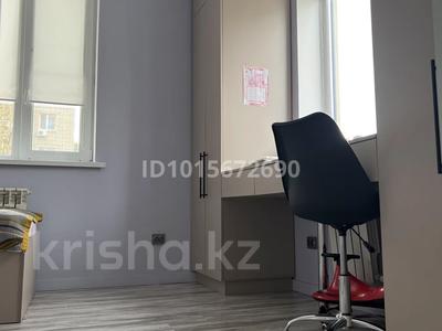 2-комнатная квартира · 86 м² · 5/9 этаж, мкр Омега, Есенжанова 3/2 за 47 млн ₸ в Уральске