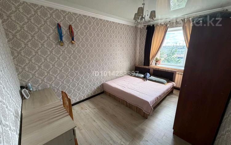 3-бөлмелі пәтер · 75 м² · 4/5 қабат, Республика 1/1, бағасы: 35 млн ₸ в Косшы — фото 2