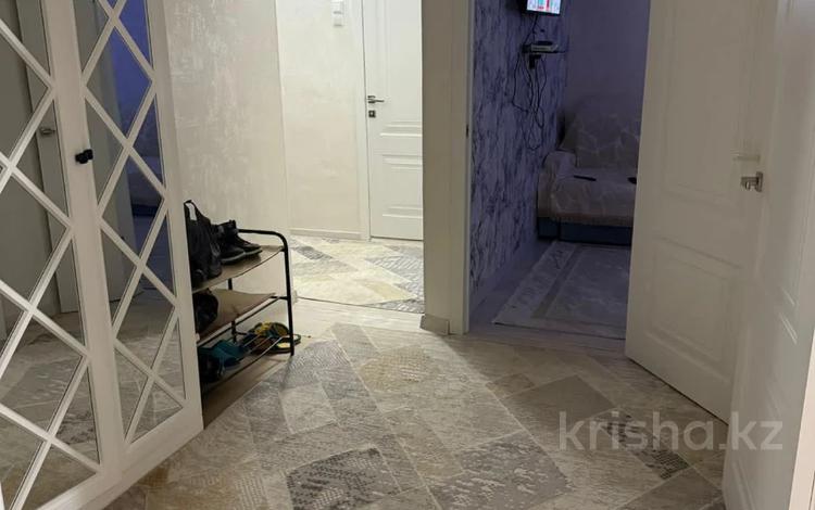 3-комнатная квартира · 65.1 м² · 9/9 этаж, мкр 12 за 19.5 млн ₸ в Актобе — фото 2
