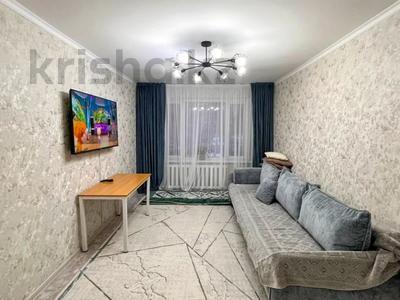 3-комнатная квартира · 56 м² · 1/5 этаж, Мкр. Самал за 18.5 млн ₸ в Талдыкоргане