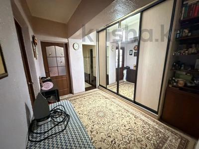 2-комнатная квартира · 61 м² · 1/5 этаж, Райымбека 502А за 33 млн ₸ в Алматы, Ауэзовский р-н