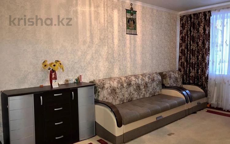 1-бөлмелі пәтер · 35 м² · 2/7 қабат, Болашақ ш/а., Бокенбай Батыра, бағасы: 13.5 млн ₸ в Актобе, мкр Болашак — фото 2