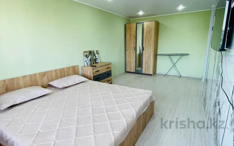 1-комнатная квартира · 34 м² · 4/5 этаж, мкр Юго-Восток, Язева 11 — Язева, Университетская, Строителей за 13 000 ₸ в Караганде, Казыбек би р-н — фото 2