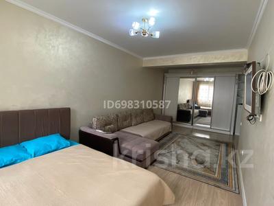 1-комнатная квартира · 50 м² · 9/13 этаж, Навои 210/3 — Торайгырова за 16 000 ₸ в Алматы, Бостандыкский р-н