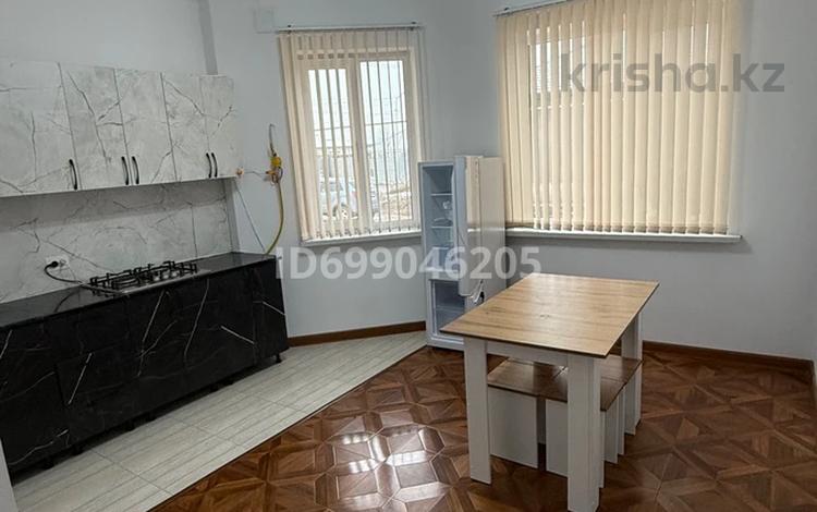 2-бөлмелі пәтер · 80 м² · 1/2 қабат, Баталы — Абылай хана 1, бағасы: 150 000 ₸ в Каскелене — фото 12