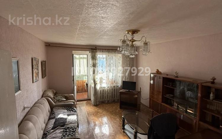 3-бөлмелі пәтер · 72.1 м² · 5/6 қабат, Проспект Республики 73/2, бағасы: 17.5 млн ₸ в Темиртау — фото 2