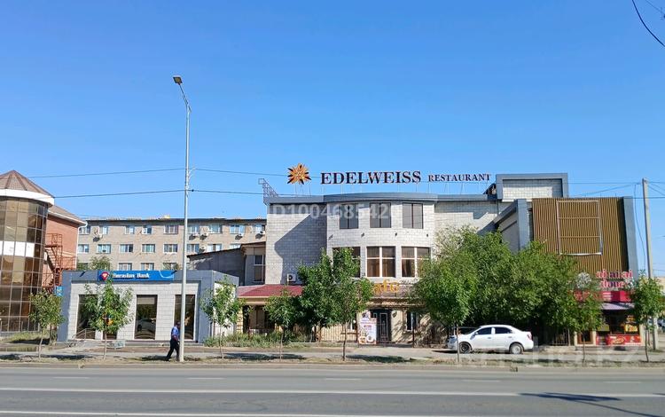 Действующий ресторан "ЭДЕЛЬВЕЙС" · 1600 м² за 330 млн ₸ в Атырау, мкр Привокзальный-5 — фото 2
