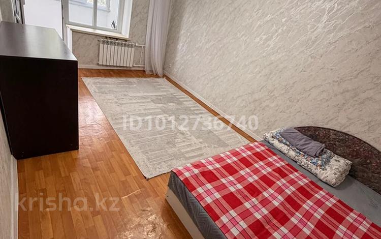 1-бөлмелі пәтер · 35 м² · 3/6 қабат, мкр 8 298 — Улица Бр. Жубановых, бағасы: 150 000 ₸ в Актобе — фото 2