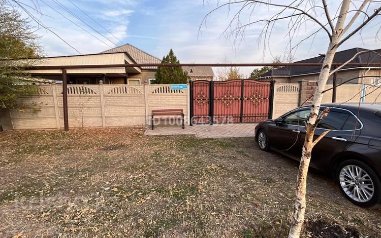 Отдельный дом · 5 комнат · 120 м² · 13.2 сот., Мәметова 152 за 22 млн ₸ в Мерке — фото 2