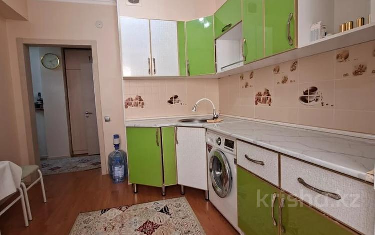 2-комнатная квартира · 65 м² · 3/10 этаж, 27-й мкр 85 за 140 000 ₸ в Актау — фото 2
