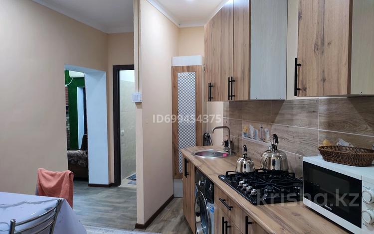 Жеке үй · 2 бөлме · 40 м², Победы 5 — 28 магазин, бағасы: 12 000 〒 в Шымкенте, Туран р-н — фото 2