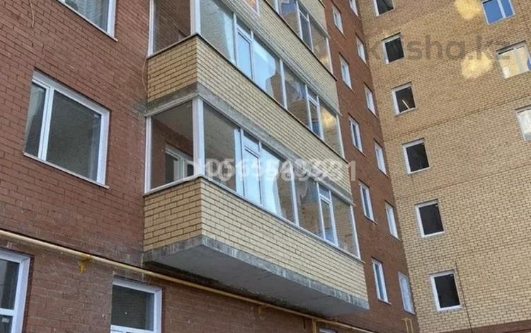 1-комнатная квартира · 41 м² · 6/9 этаж, Пушкина 121 — ДВД, ЦОН, компьютерный клуб, магазин, кафе в доме, спорт клуб за 200 000 ₸ в Костанае — фото 2