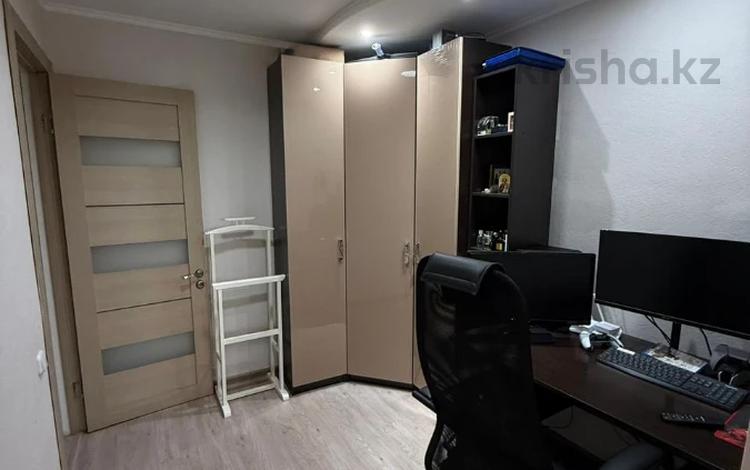 2-комнатная квартира · 40.4 м² · 4/5 этаж, ул. Алиханова за 21 млн ₸ в Караганде, Казыбек би р-н — фото 4