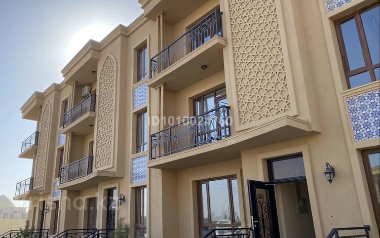 2-комнатная квартира · 60 м² · 2/3 этаж, Батырбекова 18 за 380 000 〒 в Туркестане — фото 2