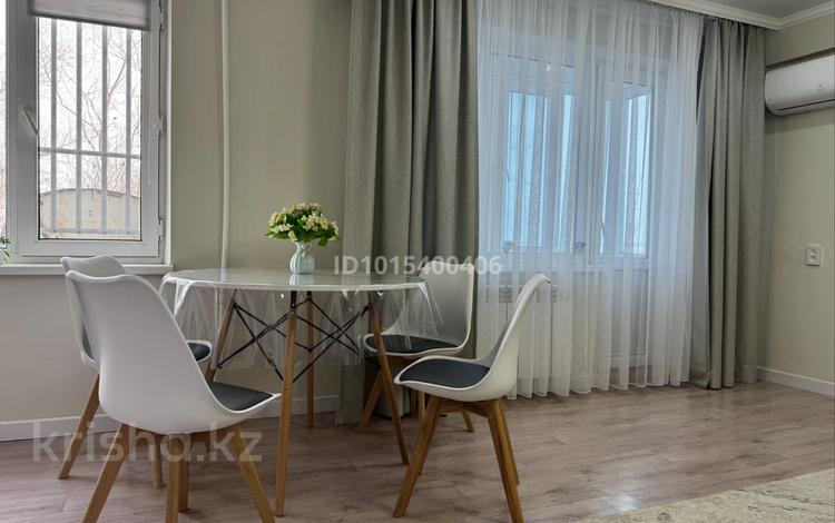 2-бөлмелі пәтер · 45 м² · 3/5 қабат, Бокейханова 2 — Бокейханова Желтоксан, бағасы: 300 000 ₸ в Балхаше — фото 2