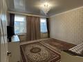 3-бөлмелі пәтер · 66.4 м² · 2/2 қабат, Жилгородок ш/а., Мкр Жилгородок проспект победы 7 — проспект Мира/Проспект Победы, бағасы: 11 млн ₸ в Актобе, мкр Жилгородок