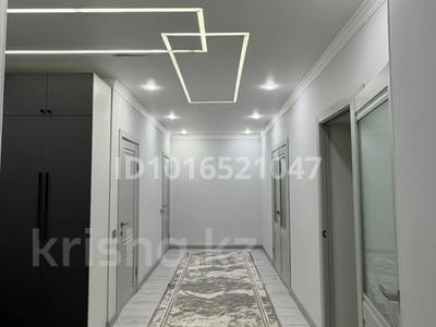 3-комнатная квартира · 110 м² · 1/5 этаж, мкр. Алтын орда, проспект Тауелсиздик за 47 млн ₸ в Актобе