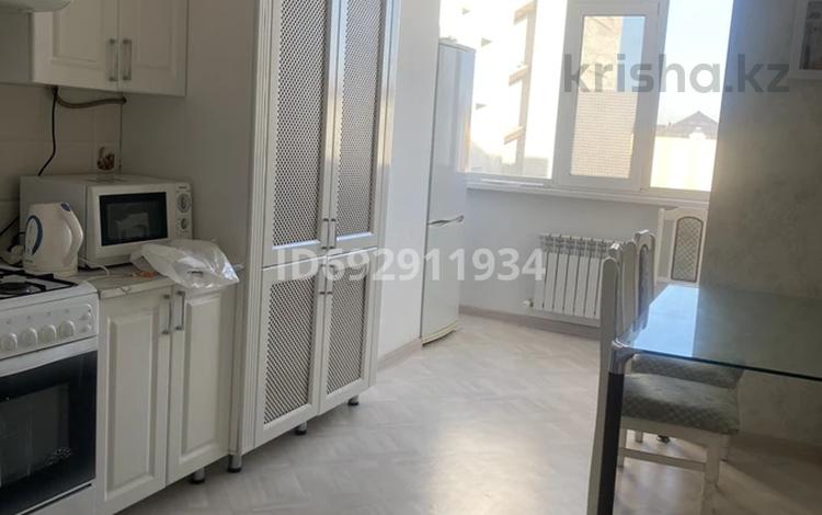 1-комнатная квартира · 54 м² · 4/6 этаж, Мустафа Шокай 11 за 23.5 млн ₸ в Актобе — фото 8