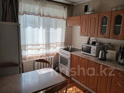 3-бөлмелі пәтер · 63.9 м² · 6/9 қабат, Кабанбай батыра 91 — Базар Алтай, бағасы: 40 млн ₸ в Усть-Каменогорске