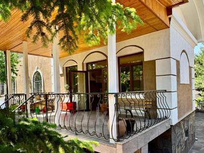 Жеке үй · 7 бөлме · 458 м² · 11 жүзд., Мамыр-4 ш/а., бағасы: 335 млн ₸ в Алматы, Ауэзовский р-н