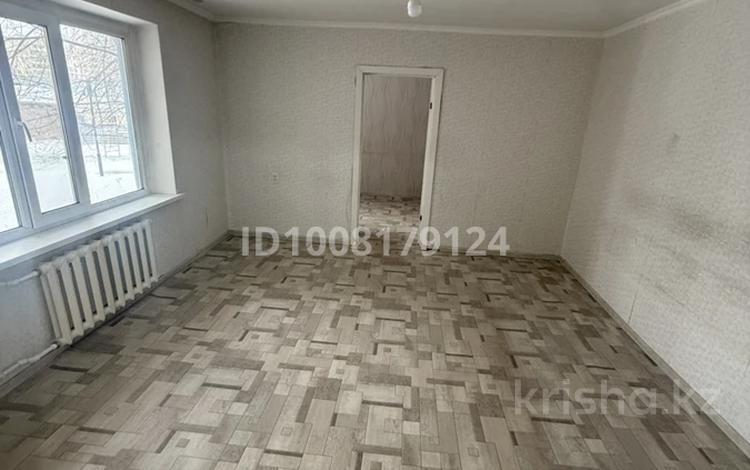 4-комнатная квартира · 76 м² · 1/9 этаж, мкр Юго-Восток, Мкр Степной 3 7/45 — проспект Республики, за минимаркетом Акнар за 250 000 〒 в Караганде, Казыбек би р-н — фото 4