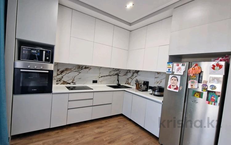 3-комнатная квартира · 80 м² · 9/10 этаж, Мухамедханова 8 за 52 млн ₸ в Астане, Нура р-н — фото 35