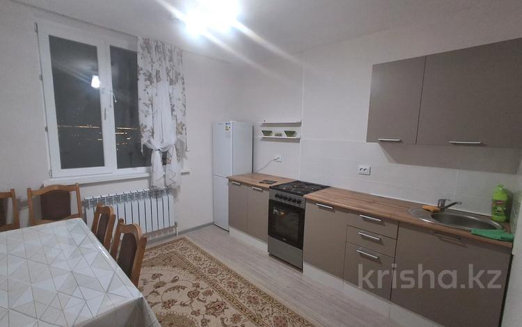2-комнатная квартира · 60 м² · 7/15 этаж, Шафика Чокина — Ш. Чокина-Коркыт ата -Е-188 Молдагалиева. за 230 000 ₸ в Астане, Нура р-н — фото 2