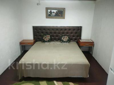 Дом · 2 комнаты · 60 м², Казахстанская 155 а — Мусабаева за 15 000 〒 в Бурабае