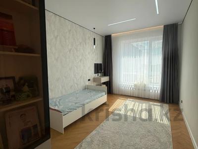 2-бөлмелі пәтер · 76.3 м² · 1/9 қабат, Алтын орда ш/а., бағасы: 38 млн ₸ в Актобе, мкр. Алтын орда