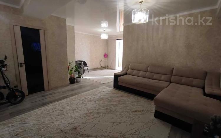 2-комнатная квартира · 60.2 м² · 6/11 этаж, мкр Мамыр-1, Шаляпина за 45 млн ₸ в Алматы, Ауэзовский р-н — фото 2